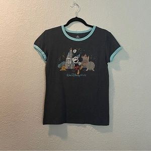 Walt Disney World Mickey Castle Women’s Tee Shirt Top Size M